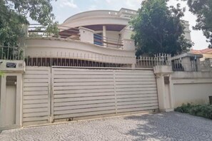 Exterior - Huaxiaqing Inn (Islamabad)