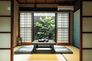 Interior - KIRAKU・SYOKEI (Kyoto)