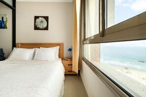 Room - Carmel Beach Sea View Studio by Sea N' Rent (Haifa)