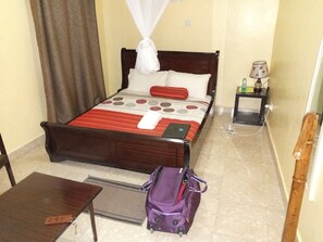 Deluxe Double Room | Free WiFi, bed sheets