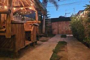 Property grounds - Natural Haven w/ Netflix,Videoke & Alfresco Dining (Dasmarinas)