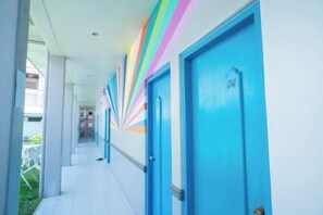 Interior - Tropical Place Hotel by RedDoorz (Palawan)