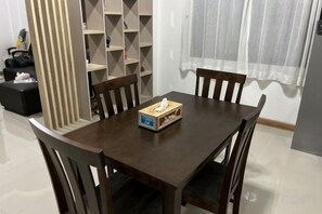 Unclassified image, 3 of 27, button - Elly's Home. Convenience & Serenity (Chiang Mai)