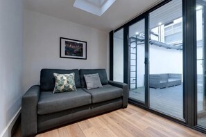 Room - Lord Street Apartments (Liverpool)