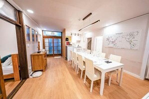 Room - JT_TEVA (USD) (Seoul)