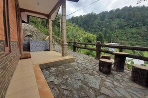 Unclassified image, 3 of 10, button - Villa Zoya 2 (Megamendung)