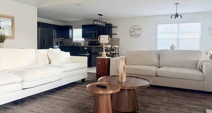 Bramblewood Home - 3BD/2BR Spacious Northside Home