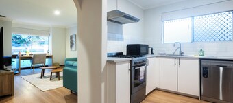 Pet Friendly 2BR Family home in Shenton Park