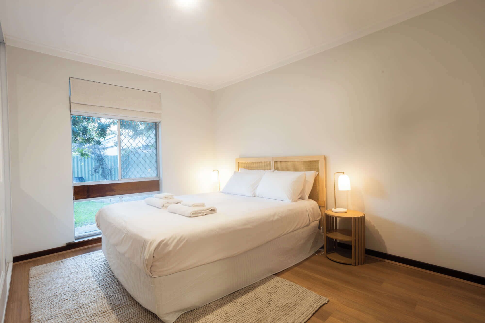 2 bedrooms, iron/ironing board, Internet, bed sheets