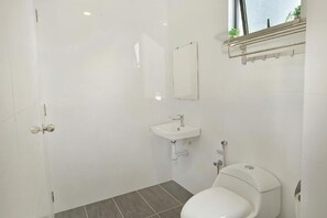 Bathroom - Decozy9.0 Ipoh Town Condo(12pax) (Ipoh)