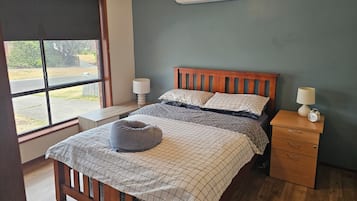 3 bedrooms