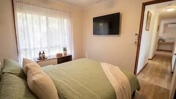3 bedrooms