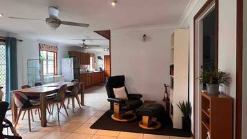 House, 2 Bedrooms, Accessible, Smoking | Interior