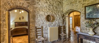 Casa Rural 'La Torre De Dalt' con Vista a la Montaña, Piscina Privada y Terraza Privada