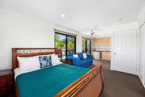 Interior - 1BR Coastal Escape Studio, Walk to Peregian Beach! (Peregian Beach)