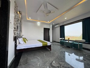 Suite | Iron/ironing board, free WiFi, bed sheets - Sathya Hotels & Resorts (Hyderabad)