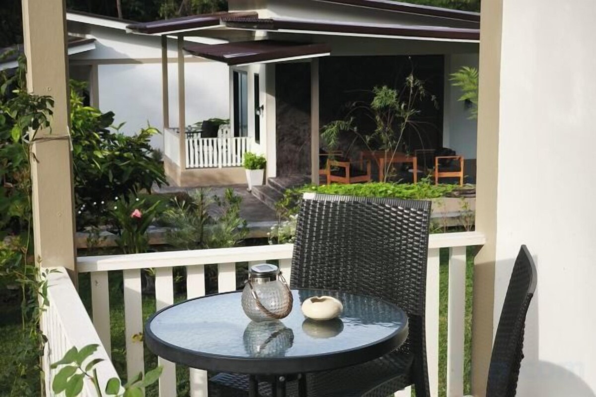Bungalow Deluxe - Vue Sur Jardin