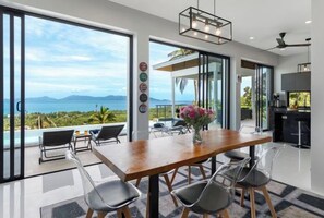 Dining - L'Esterel Villa - A Tropical Oasis at Maenam Hills (Koh Samui)