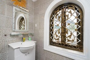 Unclassified image, 4 of 36, button - KN Holiday Villa (Ho Chi Minh City)