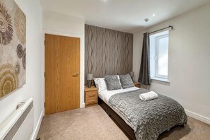 Unclassified image, 3 of 3, button - Modern 2 Bedroom Flat - Riverside Lofts (Newcastle)
