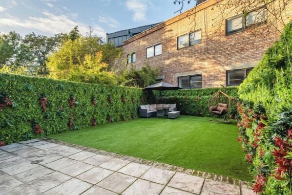 Garden - LONDONERS - Fabulous Four Residence (London)