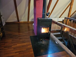 Interior - Cozy vacation home with swimming pond and large garden (Bad Königshofen im Grabfeld)