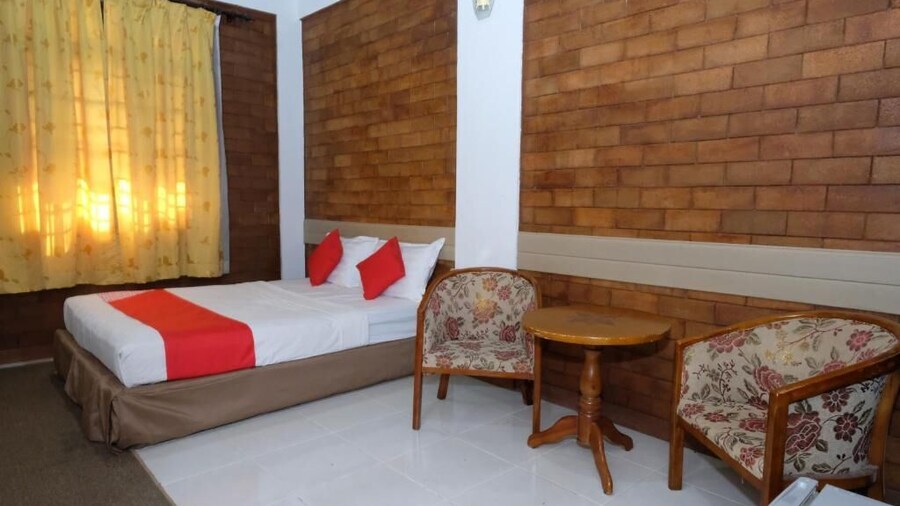 OYO 1017 Al-inshirah Inn