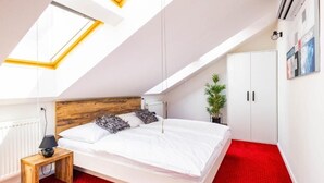 Unclassified image, 4 of 17, button - Elegant City-Center Apartment in Bratislava’s Prestigious Esterházy Palace (Bratislava)