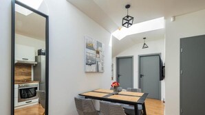 Unclassified image, 5 of 17, button - Elegant City-Center Apartment in Bratislava’s Prestigious Esterházy Palace (Bratislava)