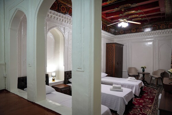 Classic Triple Room