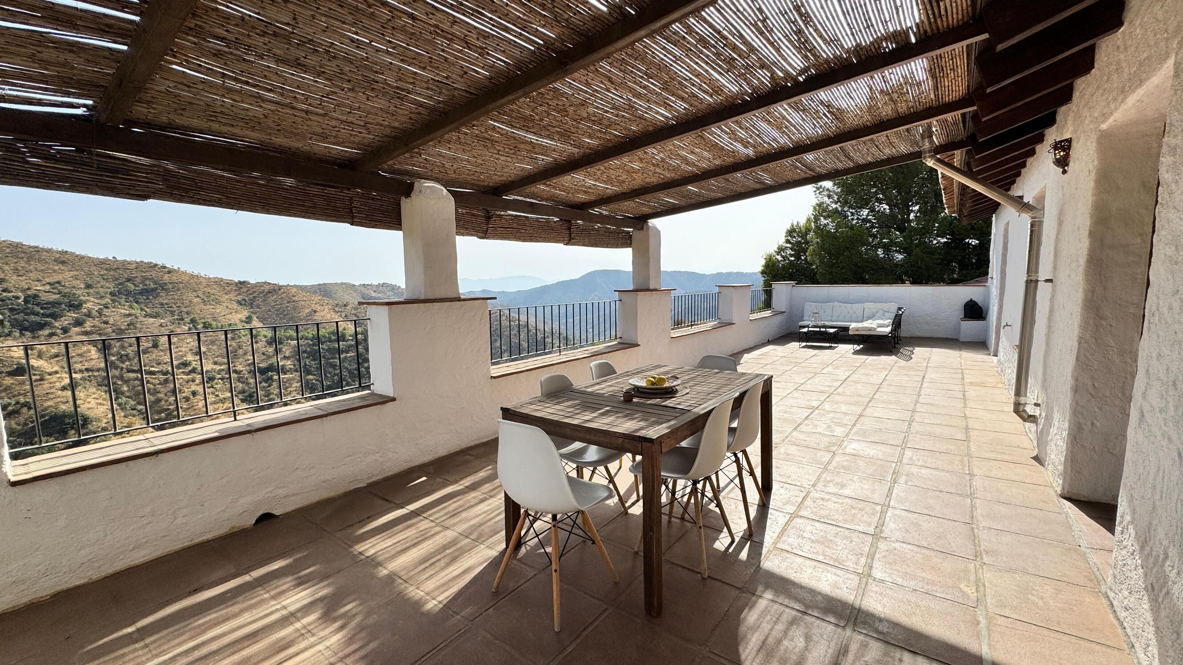 Family House, Hill View | Terrace/patio