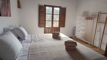 Rumah Keluarga, pemandangan bukit | Setrika/meja setrika dan Wi-Fi gratis