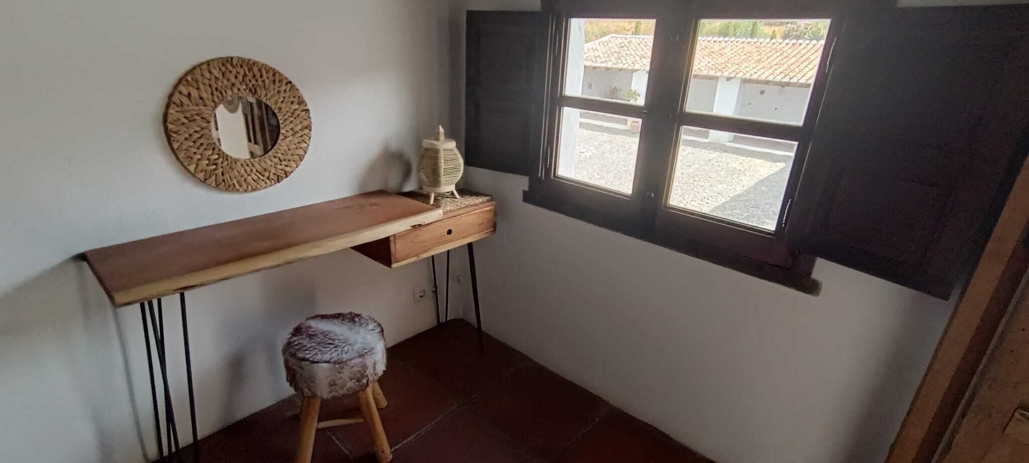 Family House, Hill View | Iron/ironing board, free WiFi