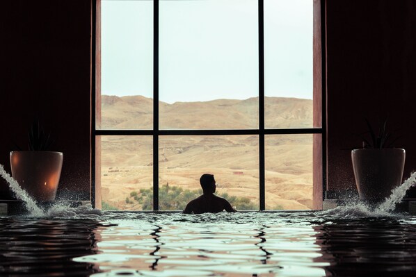 Sauna, steam room, massages