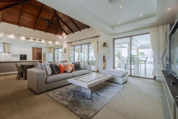 Room - Luxury 3Br Villa 5 Private Pool, Gym & Jacuzzi (Phuket)