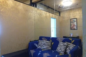 Room - HapiBelles Staycation Trees Residence Tower 8 (Quezon City)