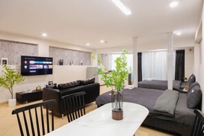 Unclassified image, 5 of 13, button - VietHOME - 22 Pho Hue - Apartment 202 (Hanoi)