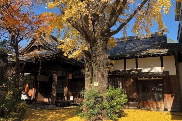 Exterior - 202 Yamanote Line Near Ueno Newly Built Cozy Apartment (Best Price for 3-4 Family and Friends Trips) (Tokyo)