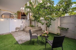 Unclassified image, 4 of 26, button - Moon Villa near My Khe Beach, 5 rooms, modern full villa, private house with pool (Da Nang)