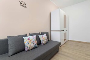 تلفزيون، مكتب