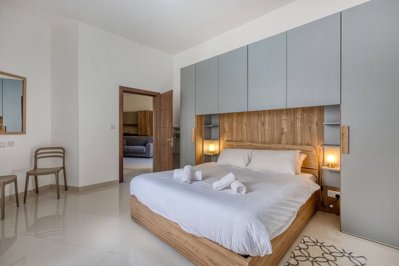 3 bedrooms, desk, iron/ironing board, WiFi