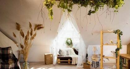 Fotofabrika - Unique Beautiful 3 Storeys House