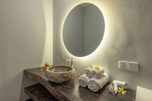 Unclassified image, 3 of 26, button - Brand New luxury 3BR Villa Ethnic Ubud #2 (Bali)