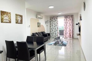 Room - KSL Residence Taman Daya Johor @ 3Bed3Bath Comics (Johor Bahru)