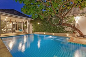 Unclassified image, 4 of 32, button - Hi At Home Villa 4 (Pattaya)