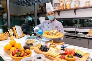 تناول الطعام