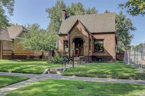 Exterior - Wash park respite (Denver)