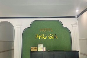 Unclassified image, 2 of 7, button - Phú Gia Hotel Phu My Quan 7 (Ho Chi Minh City)