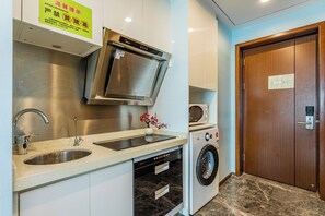 In-room safe, blackout curtains, soundproofing, iron/ironing board