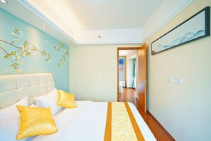 Comfort suite, uitzicht op de stad | Een kluis op de kamer, verduisterende gordijnen, geluiddichte muren